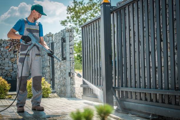 Post-Construction Pressure Washing in Rainbow Springs, FL